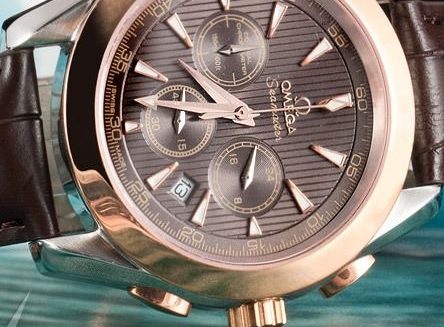 kupit-copii-shveicarskih-chasov-omega-Seamaster-Aqua-Terra-Chronograph